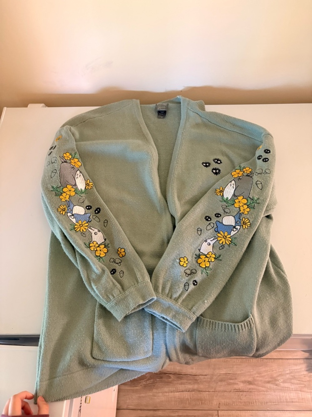 My neighbor totoro sage green embroidered cardigan sz 2x EUC